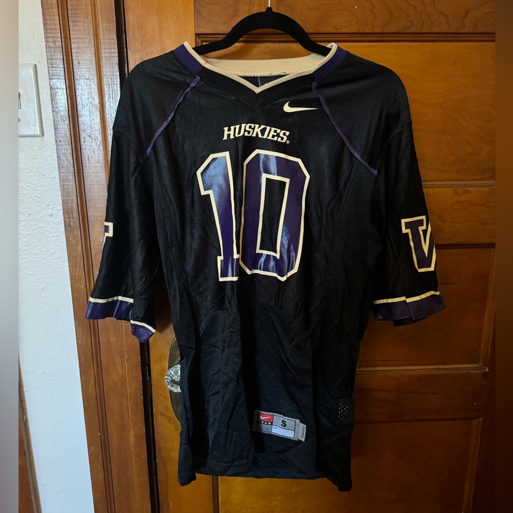 Nike Blackout Washington Huskies Football Team Jersey Women’s Size Small